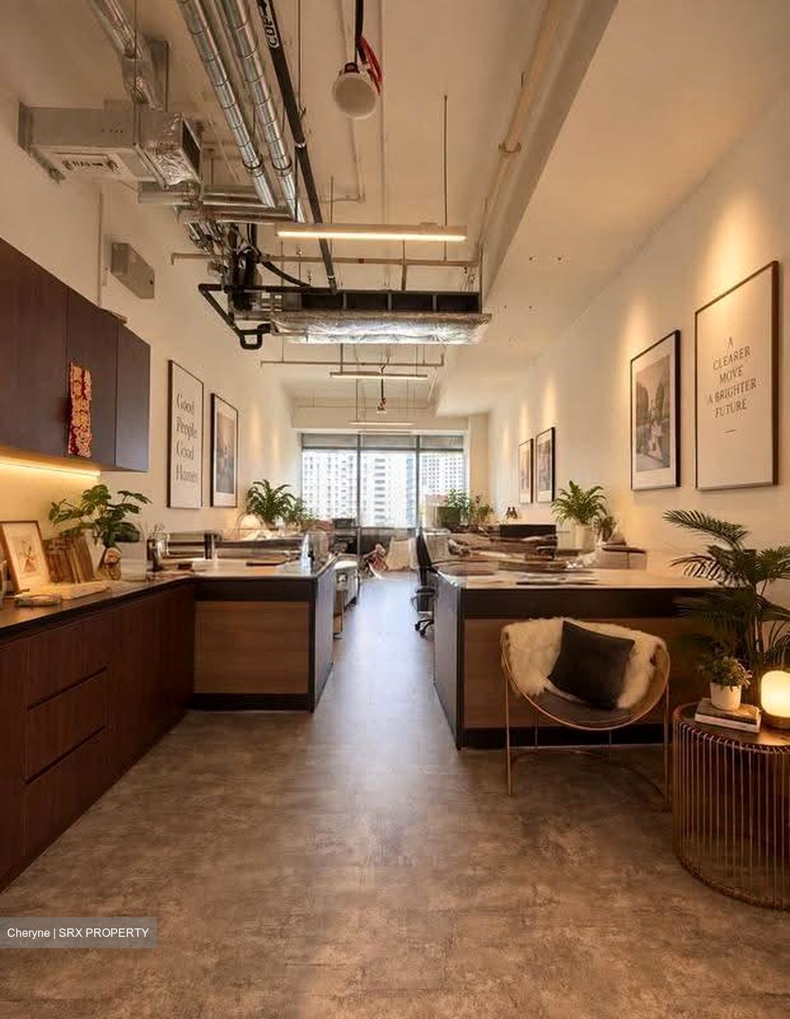 Woods Square (D25), Office #622045941
